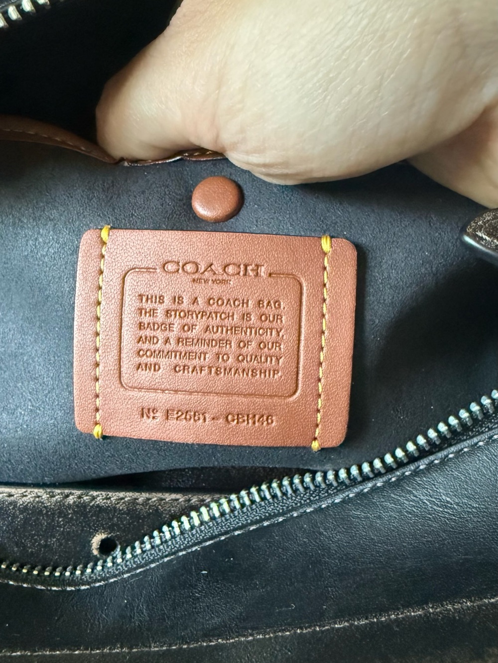 Coach Empire Carryall 28 in Loved Leather - Picture 12 of 13
